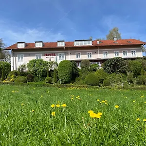  Hotel Auf Wolke 8